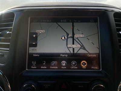 2016 Jeep GRAND CHEROKEE - Thumbnail