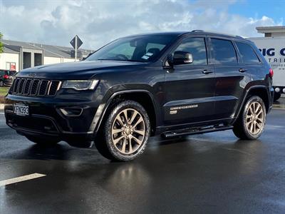 2016 Jeep GRAND CHEROKEE - Thumbnail