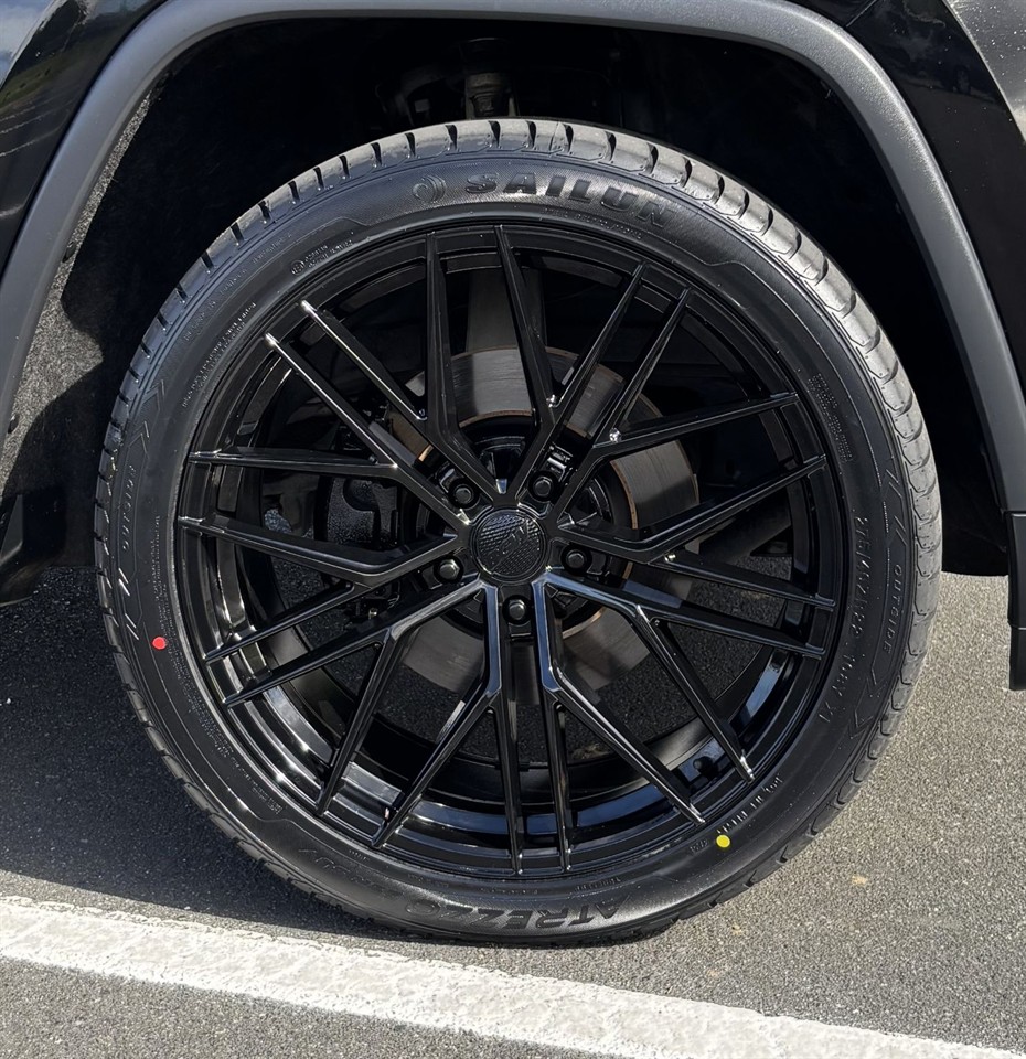 2017 Jeep GRAND CHEROKEE