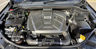2017 Jeep GRAND CHEROKEE - Thumbnail
