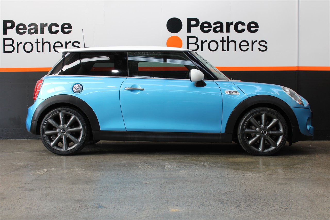 2018 Mini COOPER