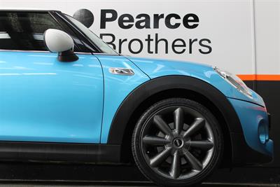 2018 Mini COOPER - Thumbnail