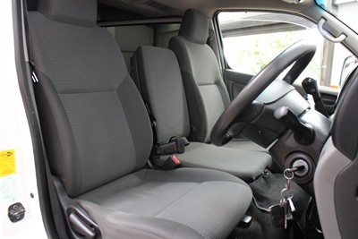 2019 Nissan Nv350 - Thumbnail