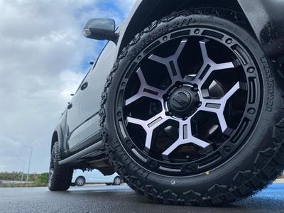 2020 Holden Colorado - Thumbnail
