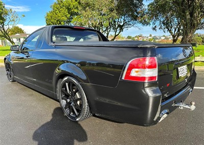 2011 Holden Commodore - Thumbnail