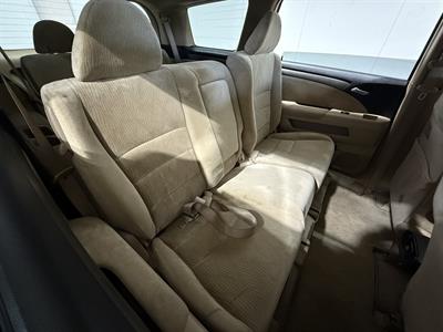 2005 Honda Odyssey - Thumbnail