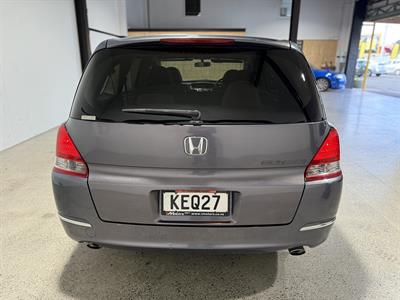 2005 Honda Odyssey - Thumbnail