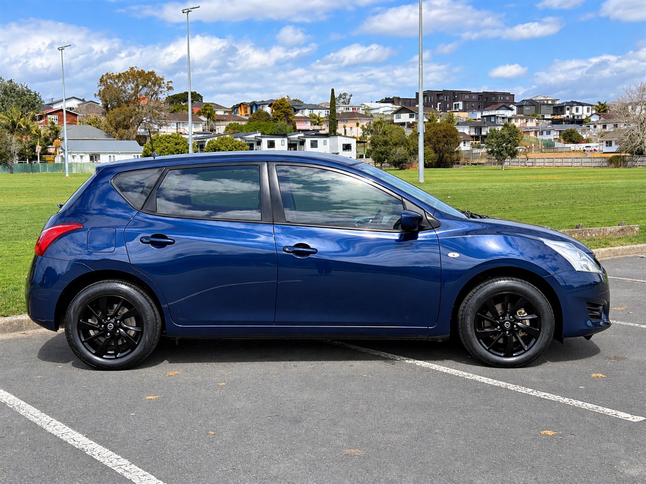 2015 Nissan PULSAR