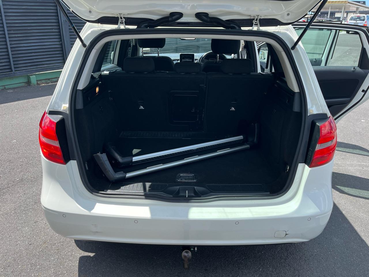 2013 Mercedes-Benz B180