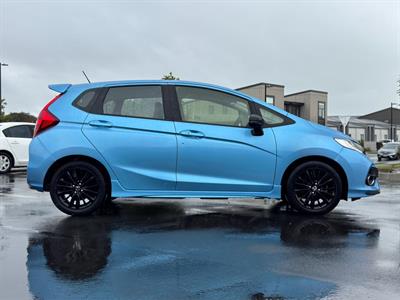 2018 Honda JAZZ - Thumbnail