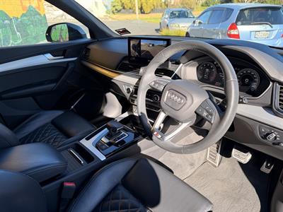 2021 Audi Q5 - Thumbnail