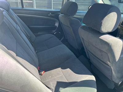 2011 Holden Epica - Thumbnail