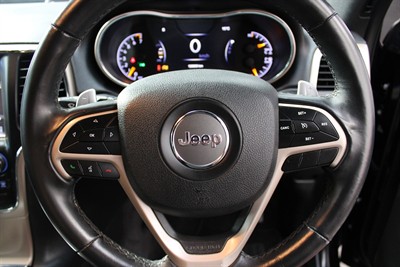 2018 Jeep Grand Cherokee - Thumbnail