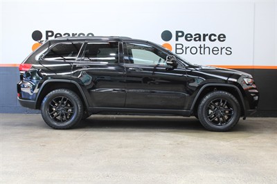 2018 Jeep Grand Cherokee - Thumbnail