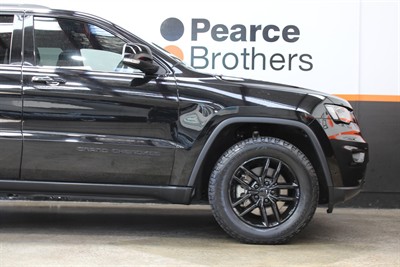 2018 Jeep Grand Cherokee - Thumbnail