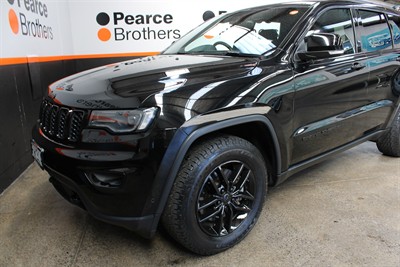 2018 Jeep Grand Cherokee - Thumbnail