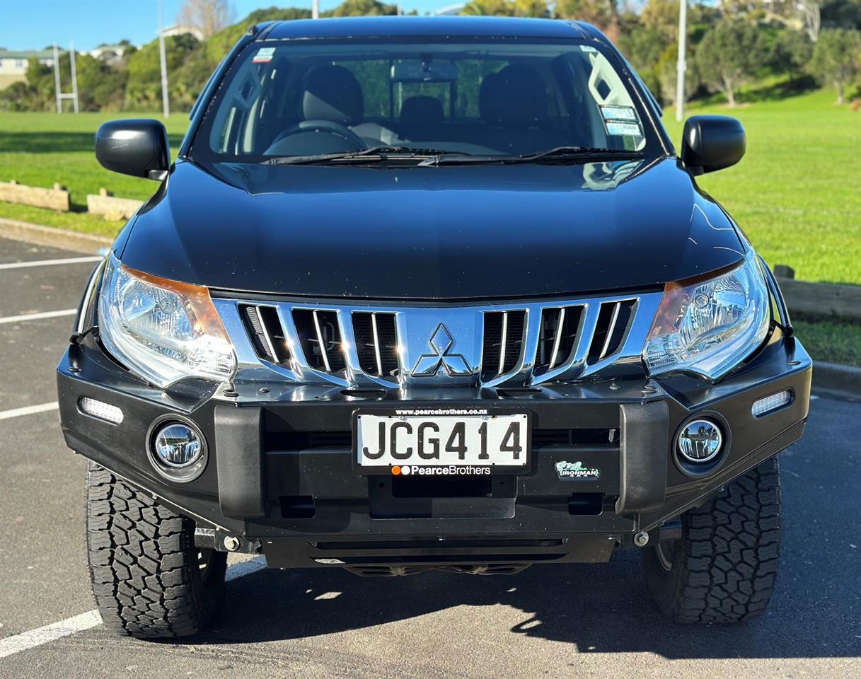 2015 Mitsubishi Triton