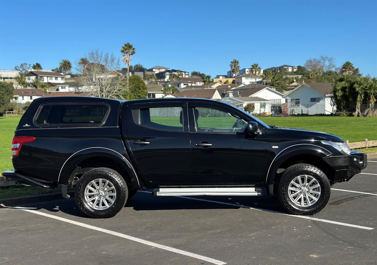 2015 Mitsubishi Triton