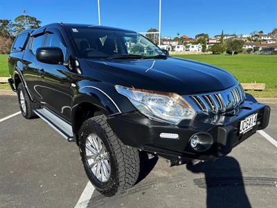 2015 Mitsubishi Triton - Thumbnail