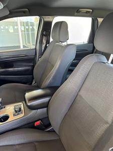 2014 Jeep GRAND CHEROKEE - Thumbnail