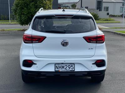 2021 MG ZST - Thumbnail