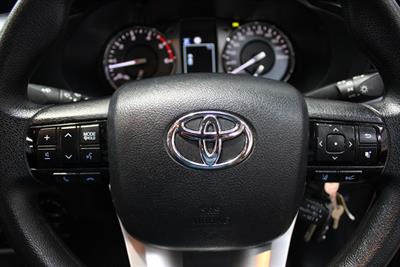 2021 Toyota Hilux - Thumbnail