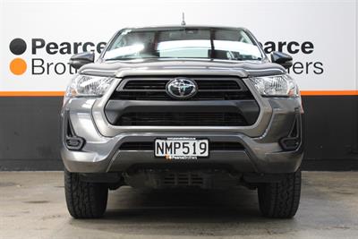 2021 Toyota Hilux - Thumbnail