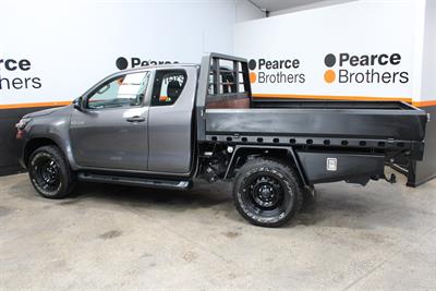 2021 Toyota Hilux - Thumbnail