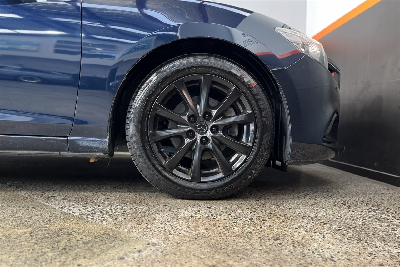 2014 Mazda Atenza