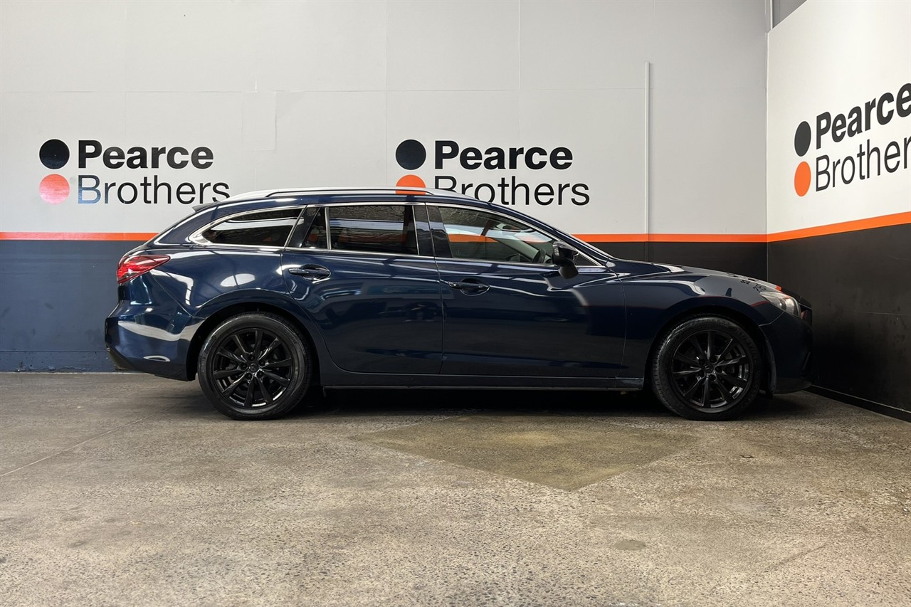 2014 Mazda Atenza