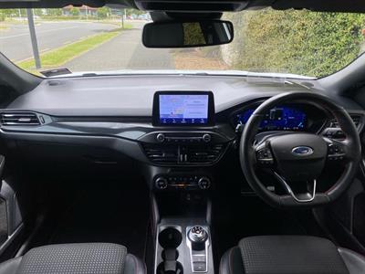 2021 Ford Focus - Thumbnail