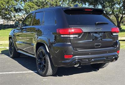 2015 Jeep GRAND CHEROKEE - Thumbnail