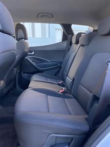2019 Hyundai SANTA FE - Thumbnail