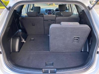 2019 Hyundai SANTA FE - Thumbnail