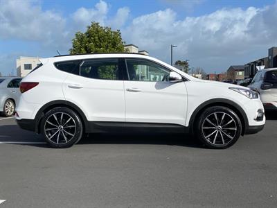 2019 Hyundai SANTA FE - Thumbnail