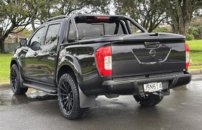 2016 Nissan Navara - Thumbnail