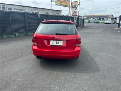 2011 Volkswagen GOLF - Thumbnail