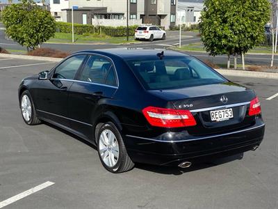2011 Mercedes-Benz E 350 - Thumbnail