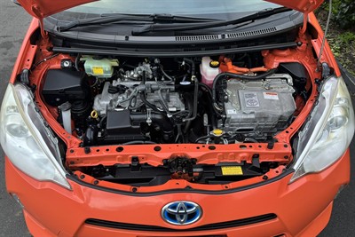 2012 Toyota Aqua - Thumbnail