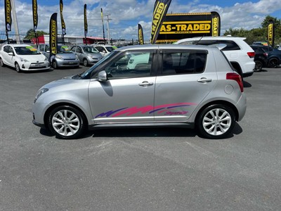 2009 Suzuki Swift - Thumbnail