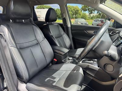 2015 Nissan X-Trail - Thumbnail