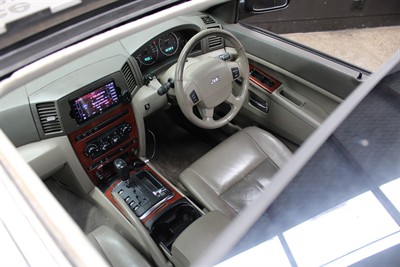 2007 Jeep Grand Cherokee - Thumbnail