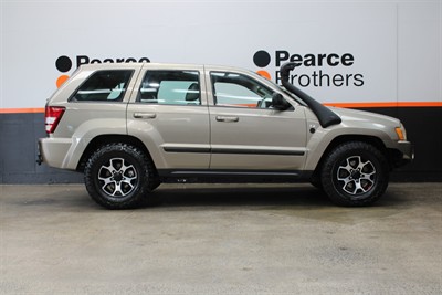 2007 Jeep Grand Cherokee - Thumbnail