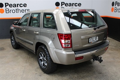 2007 Jeep Grand Cherokee - Thumbnail