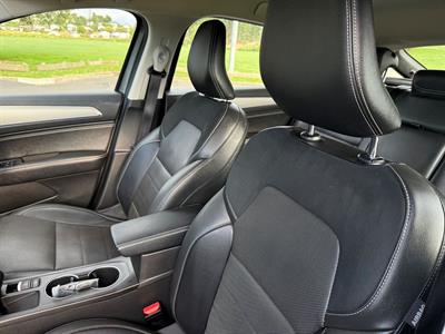 2023 Renault Arkana - Thumbnail