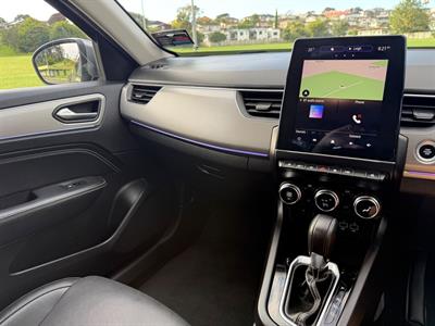 2023 Renault Arkana - Thumbnail