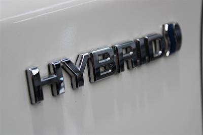 2013 Toyota Sai - Thumbnail