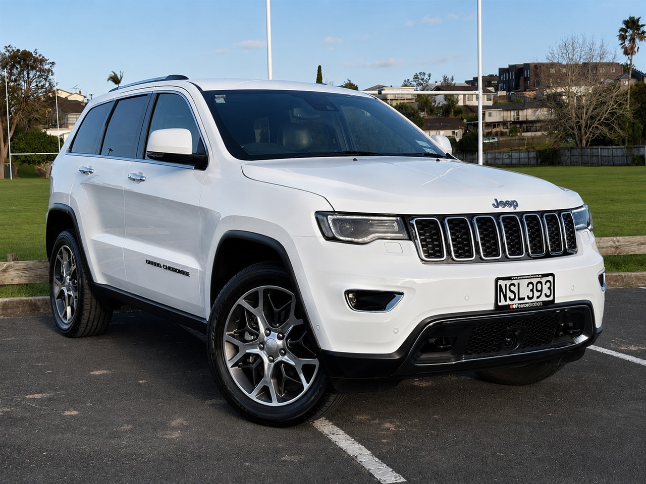 2021 Jeep GRAND CHEROKEE