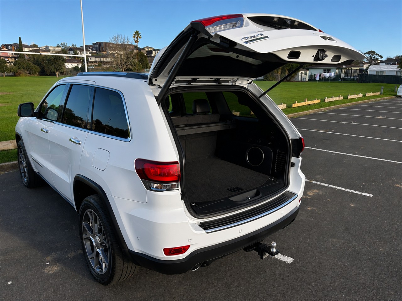 2021 Jeep GRAND CHEROKEE
