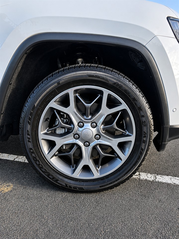 2021 Jeep GRAND CHEROKEE